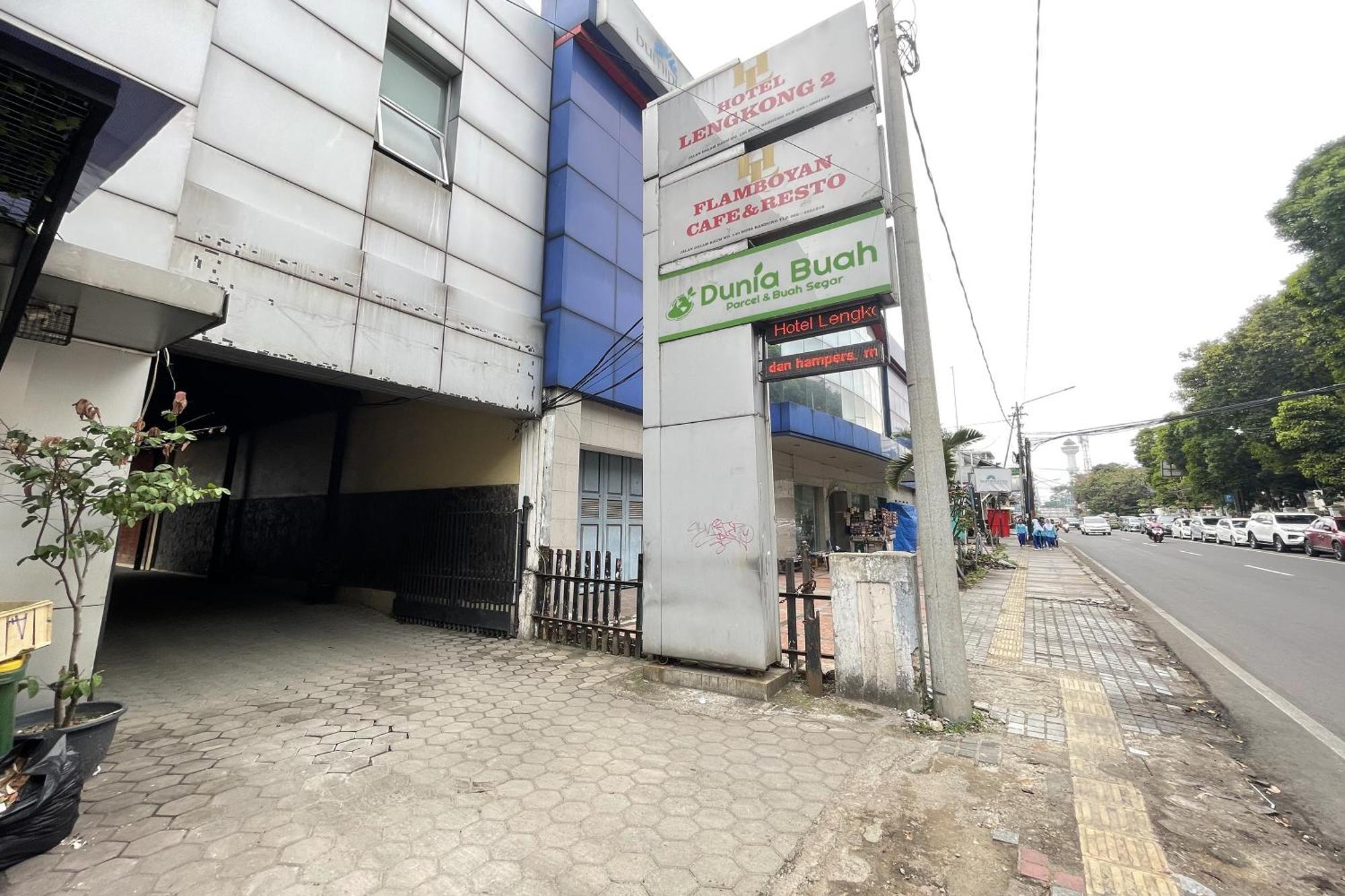 Hotel Lengkong 2 Bandung Eksteriør bilde